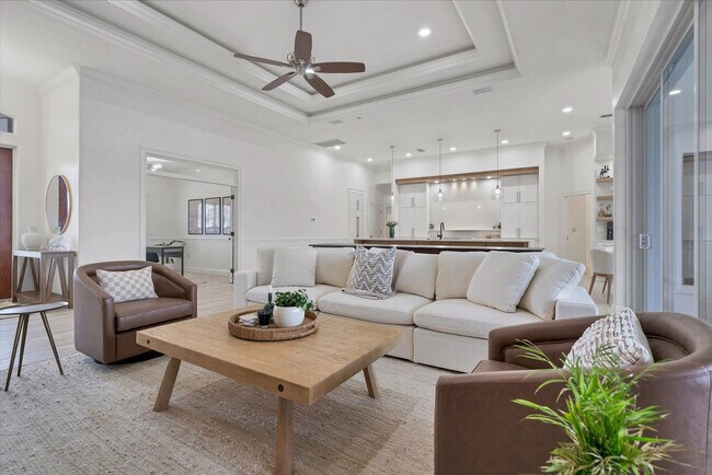 Foto del edificio - 3337 Sandpiper Dr