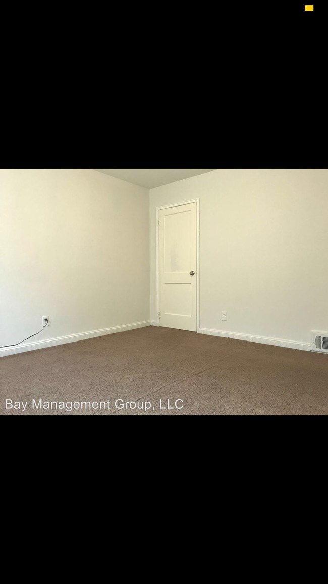 Building Photo - 1711 Burnwood Rd