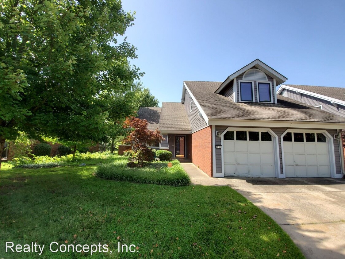 Primary Photo - 3 br, 2 bath House - 2691 E. Joyce Blvd.