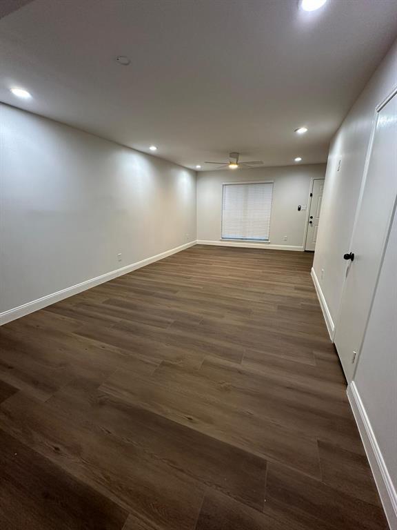 Foto del edificio - 6402 Del Monte Dr
