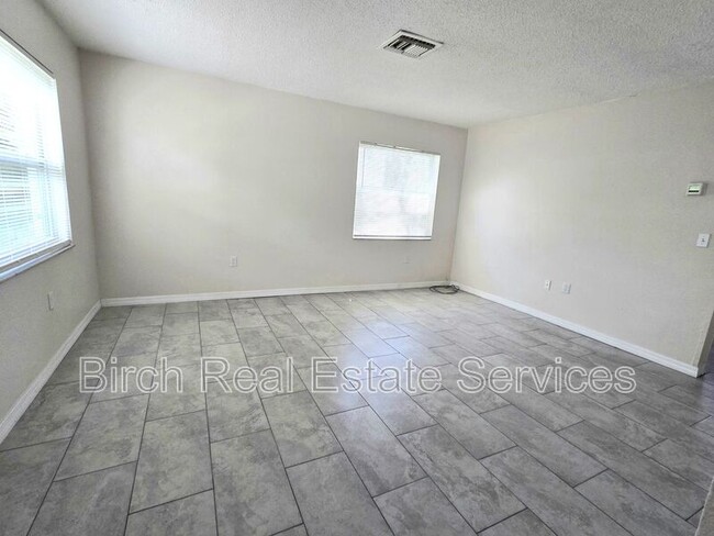 Building Photo - 5346 Cotee River Dr