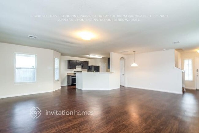 Foto del edificio - 6111 El Oro Dr