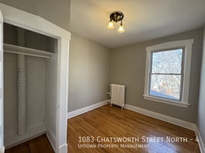 Building Photo - 1083 Chatsworth St N