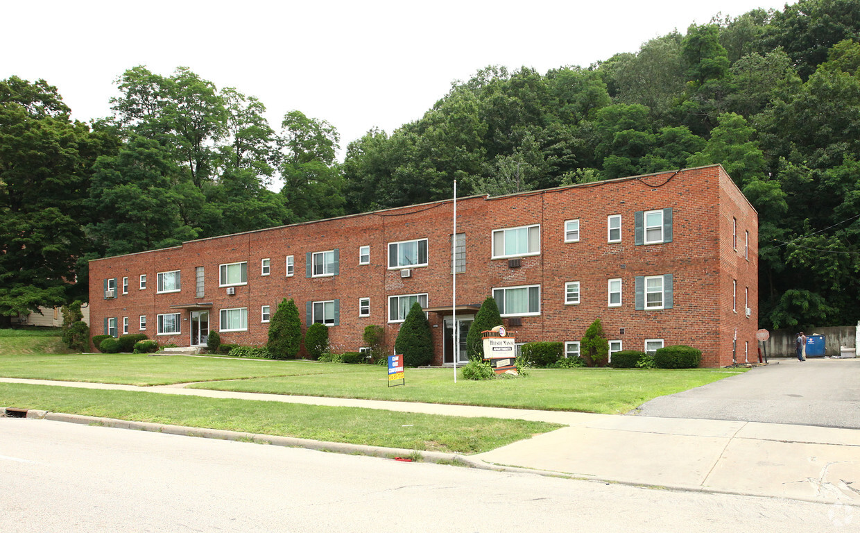 Foto principal - Hillside Manor Apartments