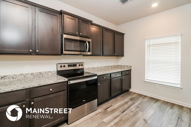 Foto del edificio - 149 Switchback Hl Rd