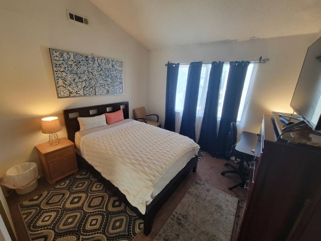 Photo - 2121 Dufour Ave Townhome