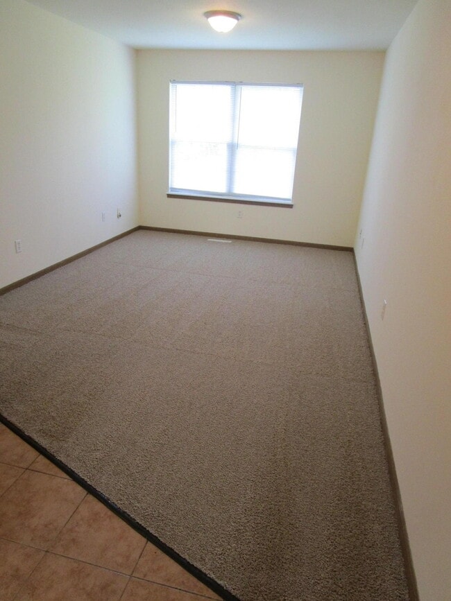 Building Photo - 4538 W Bellview Dr
