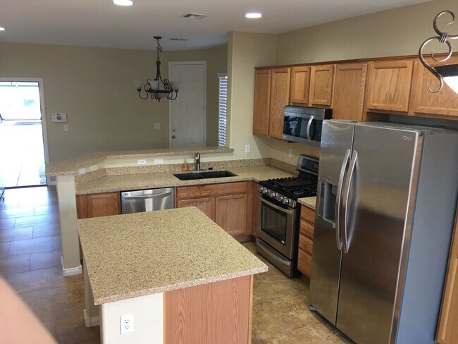 Building Photo - 2 Story Home in the Heart of Henderson Rea...
