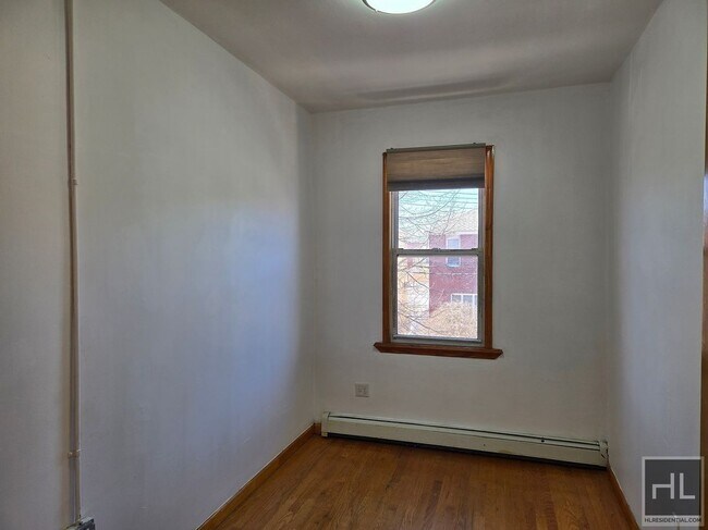Foto del edificio - 1313-1381 81st St