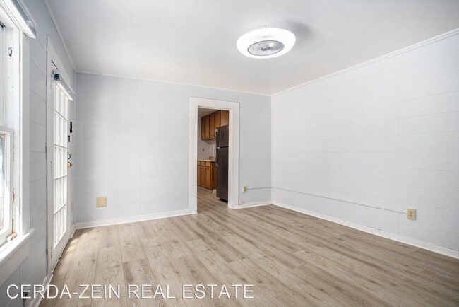 Building Photo - 1 br, 1 bath House - 531 Taylor Ave - Back...