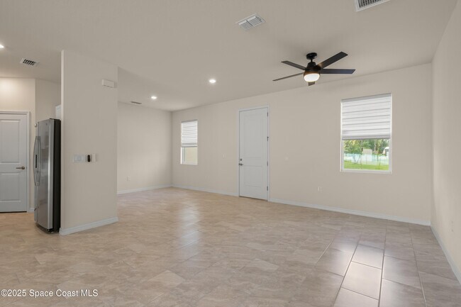 Foto del edificio - 1426 Seeley Cir NW