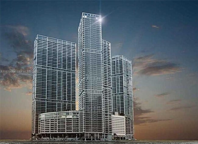 Building Photo - 475 Brickell Ave