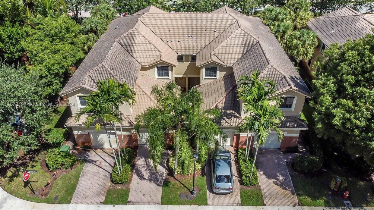 Foto principal - 4333 Vineyard Cir