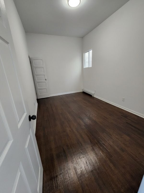 Foto del edificio - 584 Main St