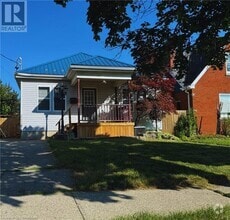 Building Photo - 63 Mintern Ave