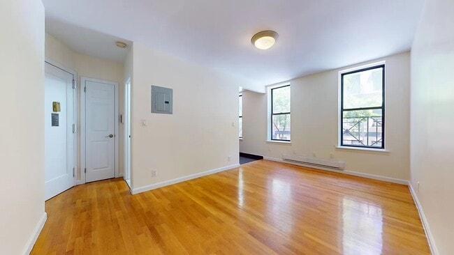 Building Photo - 149 Mulberry St