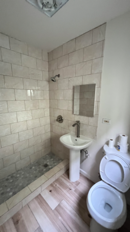 Foto del edificio - 6222 Marbrisa Ave