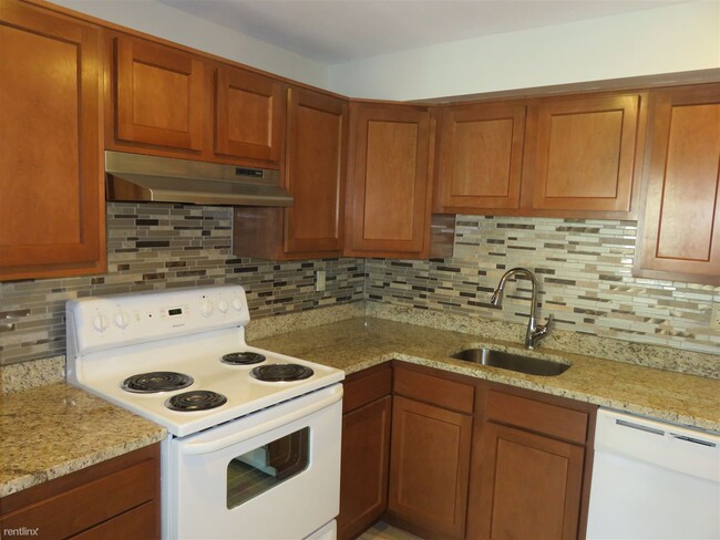 Foto del edificio - 3 br, 1.5 bath House - 2807 Lincoln Way  1...