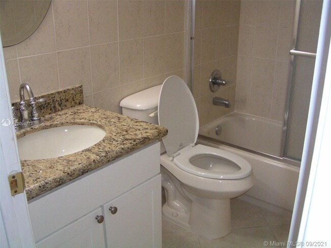 Building Photo - 3186 Via Poinciana