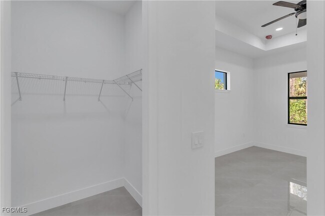 Foto del edificio - 3211 41st St W