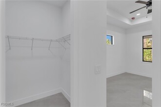 Building Photo - 3211 41st St W