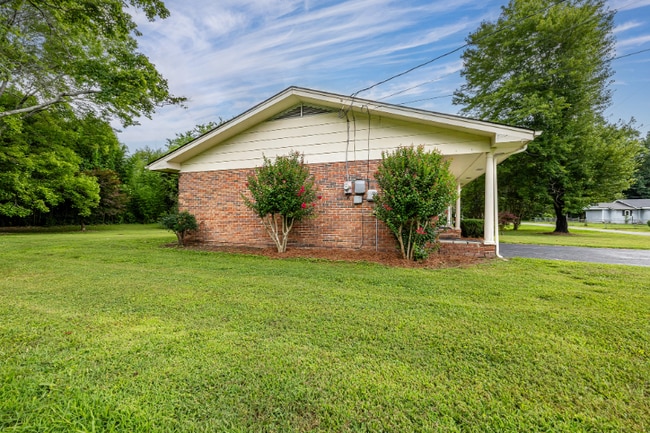 Building Photo - 11635 Jenkins Rd