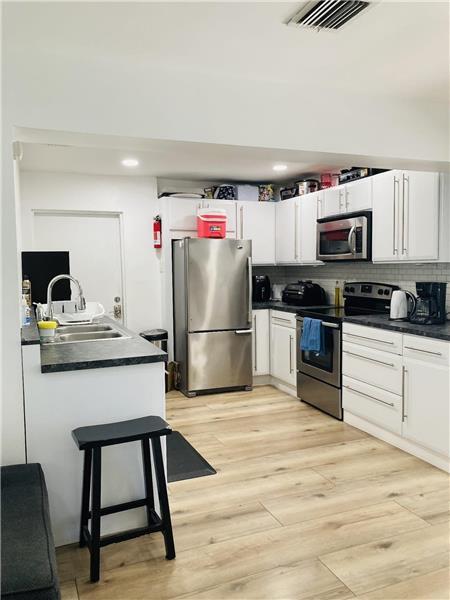 Foto principal - 2640 NE 10th Terrace
