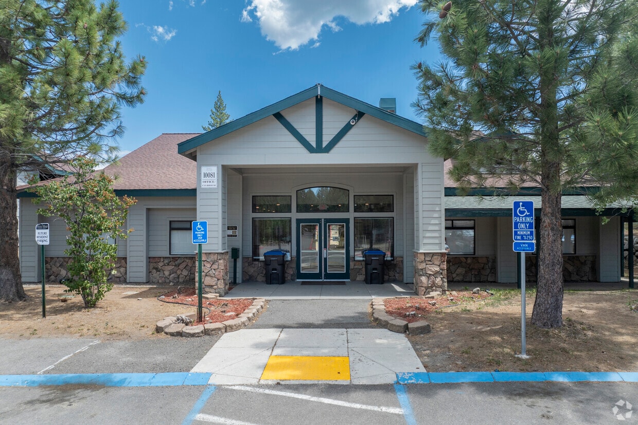 Primary Photo - Sierra Village