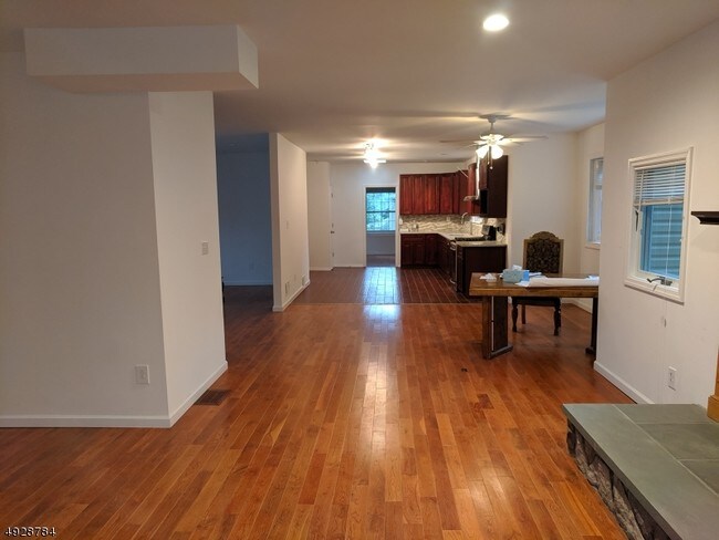 Foto del edificio - 113 Ridgedale Ave