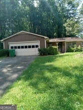 Building Photo - 969 Redan Trail