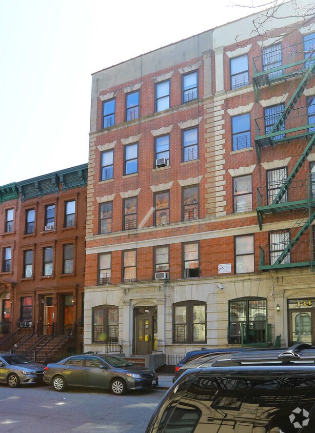 Foto principal - 132 W 133rd St