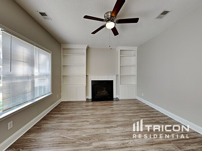 Foto del edificio - 63 Summer Brook Ct