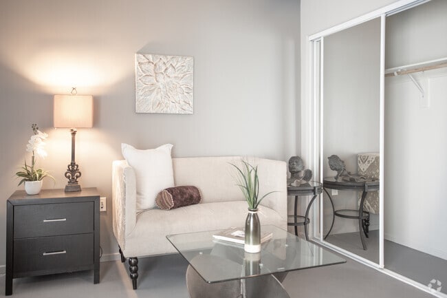 Studio-475 SF - Manali Residence