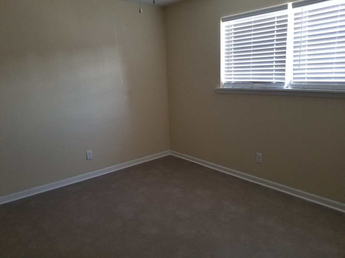 Bedroom # 1 - 2725 Wren Dr