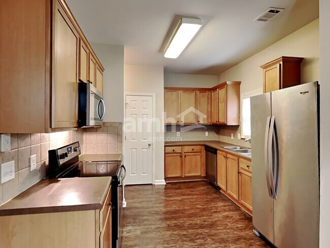 Foto del edificio - 5 Horseshoe Ln