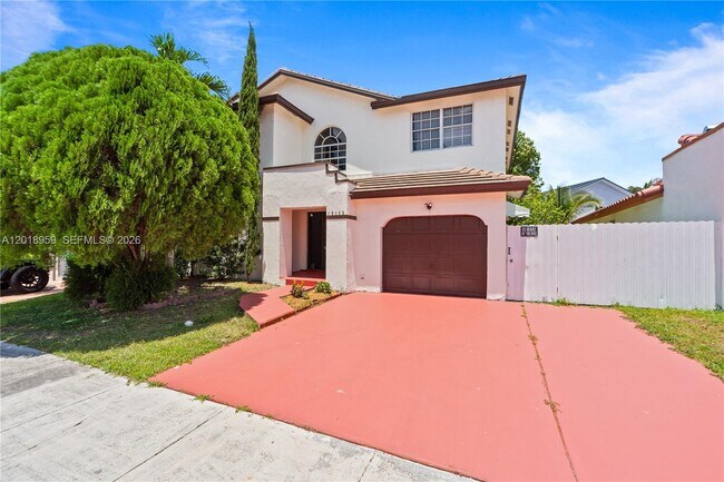 Foto del edificio - 15345 SW 63rd Ter