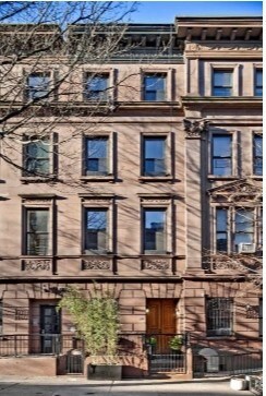 Property Photo - 550 W 149th St