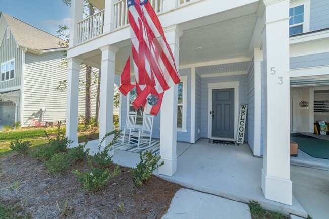 Foto del edificio - Coming Available!