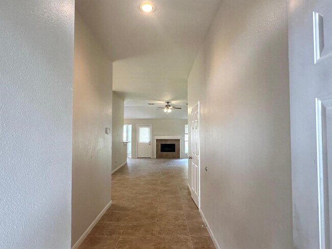 Foto del edificio - 3006 N Mason Rd