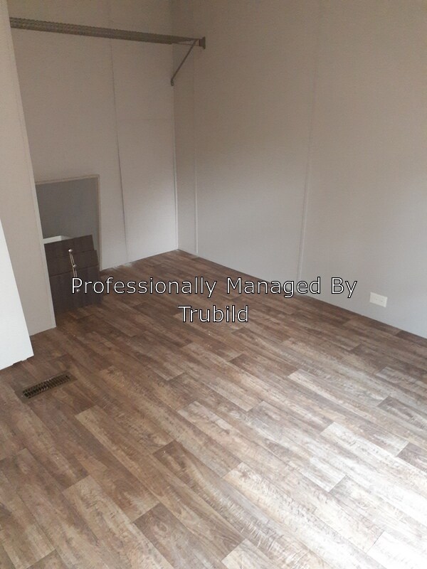 Building Photo - 253 Bent Tree Cir