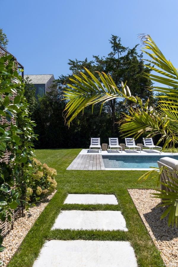 Building Photo - 48 Middle Pond Rd