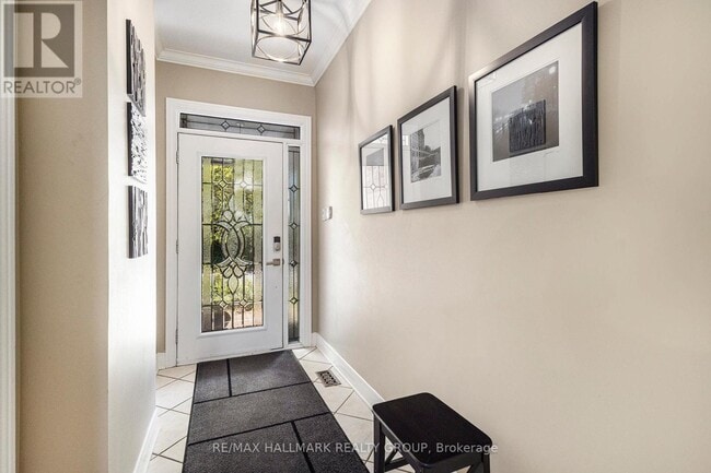 Building Photo - 56 Kings Landing Private