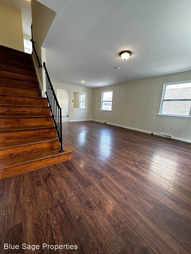 Building Photo - 3 br, 1.5 bath House - 914 Pusey St