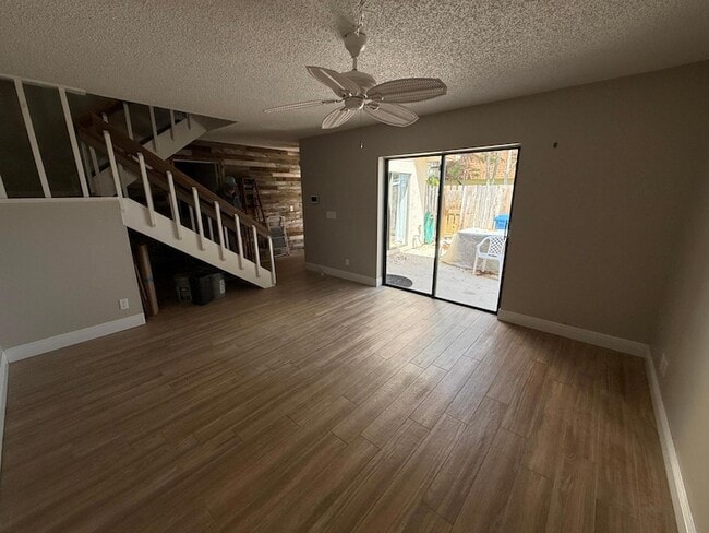 Photo - 717 W Ocean Ave Townhome