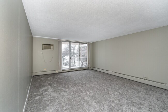 Living Room - 2222 S Stewart Ave