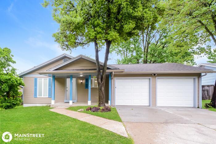 Foto principal - 2354 SARTHE CT, MARYLAND HEIGHTS, MO 63043