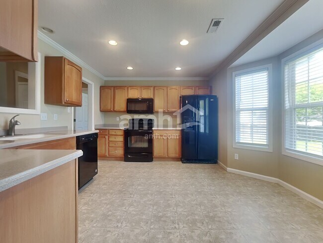 Foto del edificio - 6560 Gentlewinds Dr