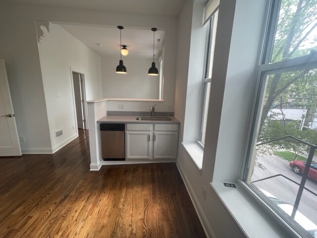 Foto del edificio - 651 N Paulina St