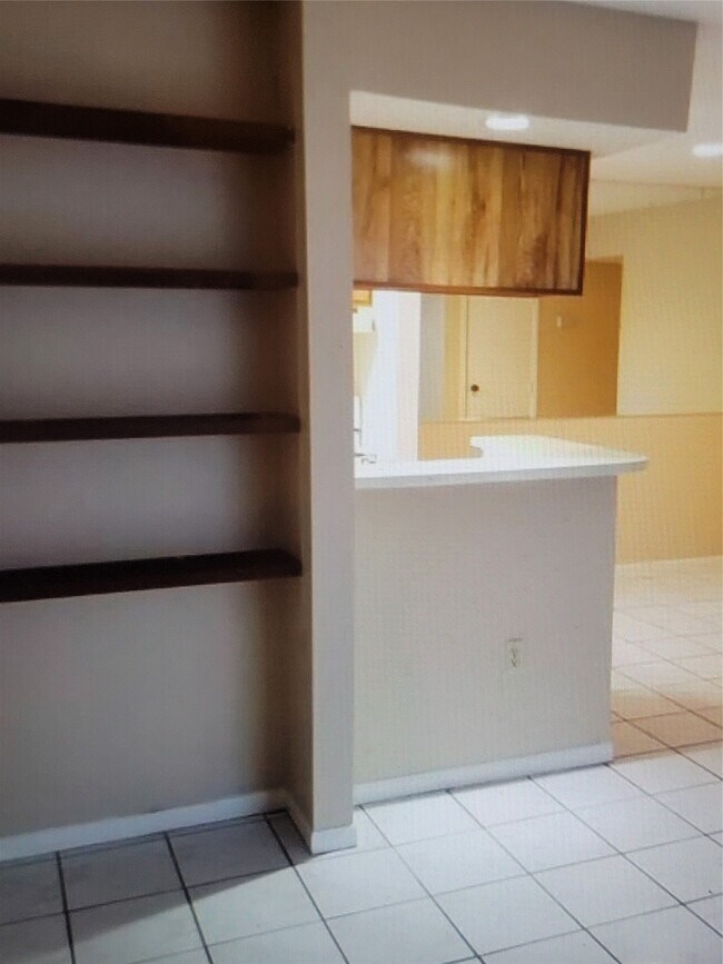 Foto del edificio - 260 El Dorado Blvd