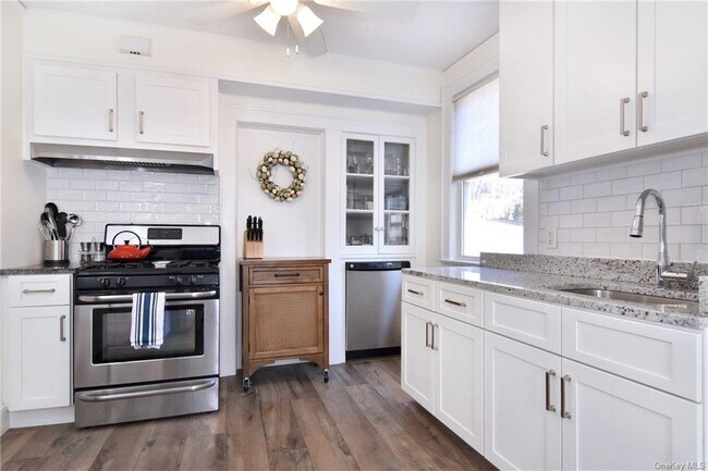 Foto del edificio - 86 E Sunnyside Ln